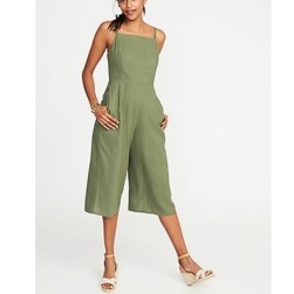 Old navy green linen jumpsuit